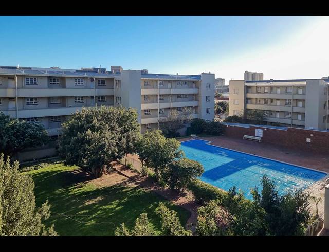1 bed property to rent in CAPE TOWN CITY CENTRE